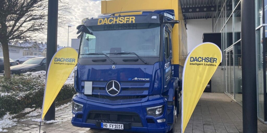 ciężarówka Dachser